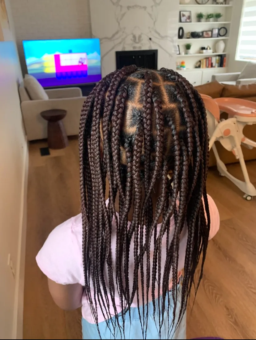 Kids Medium knotless box braids